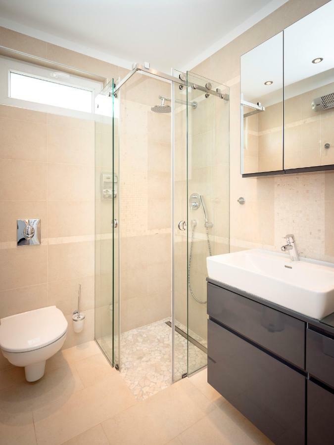 Vindobona Apartment 2 Хвар Екстериор снимка